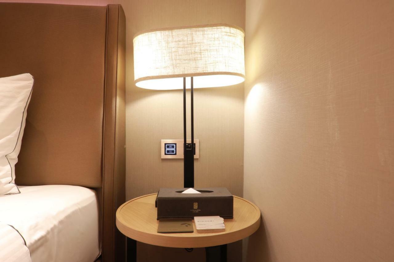 Echeng Hotel Changsha Exteriör bild